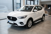 MG ZS 2017–2024 Boční nášlapy Sunrise (2 ks, hliník) fotografie 1