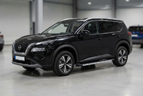 Nissan X-trail T33/Rogue 2022– Boční nášlapy Maya V1 (2 ks, hliník) fotografie 1