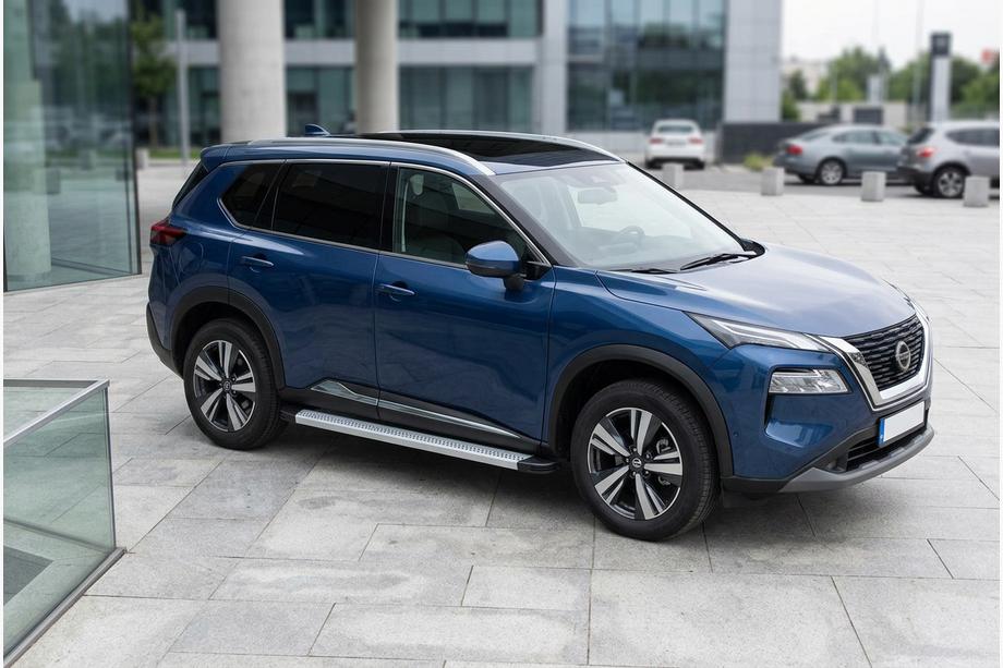Nissan X-trail T33/Rogue 2022– Boční prahy Maya V2 (2 ks, hliník) Image