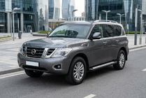 Nissan Armada 2016–2024 Boční nášlapy Vision New Black (2 ks, hliník) fotografie 1