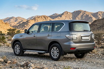 Nissan Armada 2016–2024 Boční nášlapy Rainbow (2 ks, hliník) fotografie 1