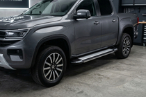 Volkswagen Amarok 2022– Boční nášlapy Rainbow (2 ks, hliník) fotografie 1