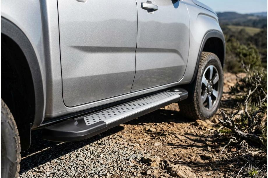 Ford Ranger 2022– Boční nášlapy Allmond Grey (2 ks, hliník) Fotografie 1