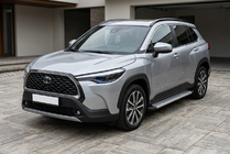 Toyota Corolla Cross 2020– Boční prahy Maya V2 (2 ks, hliník) fotografie 1