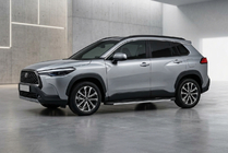 Toyota Corolla Cross 2020– Boční nášlapy Maya V1 (2 ks, hliník) fotografie 1