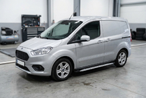 Ford Courier 2014–2023 Boční prahy Shining V1 (2 ks, hliník) fotografie 1