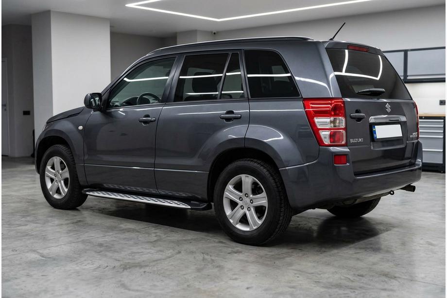 Suzuki Grand Vitara 2005–2017 Boční prahy Shining V1 (2 ks, hliník) Image