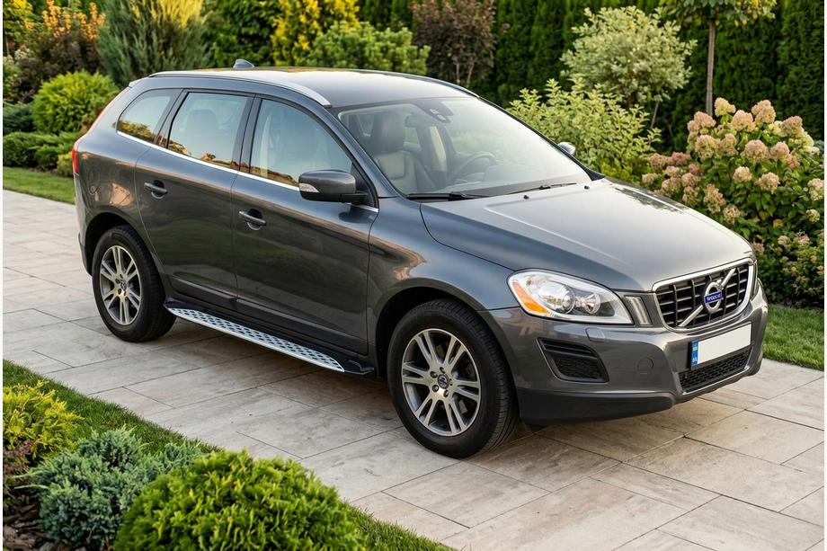 Volvo XC60 2009–2017 Boční prahy Shining V1 (2 ks, hliník) Fotografie 1