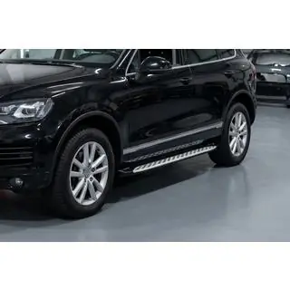 Boční prahy Shining V1 (2 ks, hliník) Porsche Cayenne 2003–2010 fotografie 1