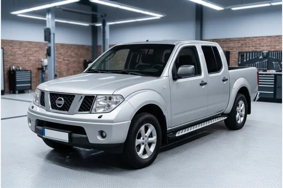 Nissan Navara 2006–2015 Boční prahy Shining V1 (2 ks, hliník) Image