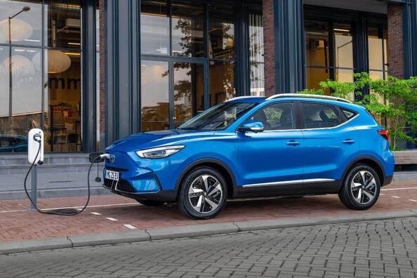 Recenze modernizovaného elektrického crossoveru MG ZS EV