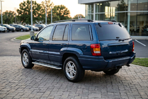 Jeep Grand Cherokee WJ 1999–2004 Boční nášlapy Maydos V2 (2 ks, hliník) fotografie 1