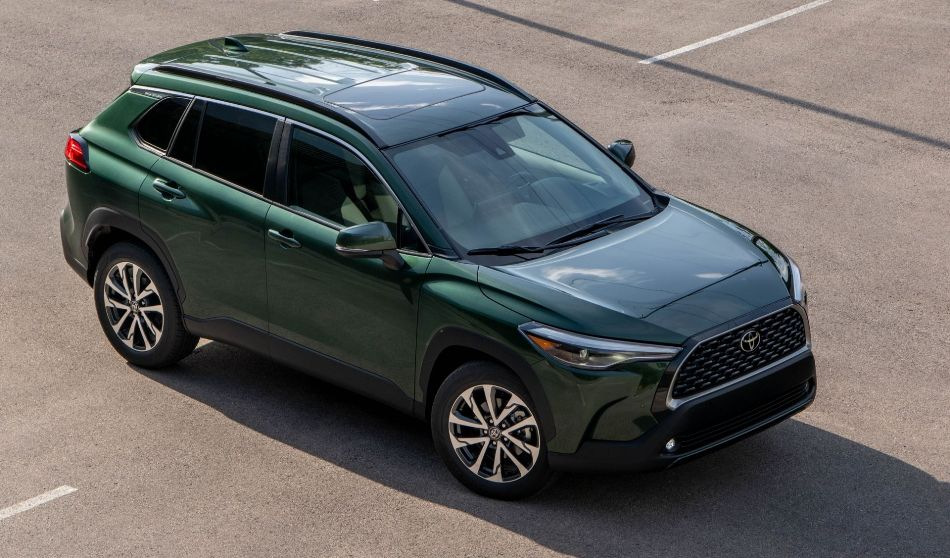 Toyota Corolla Cross: recenze kompaktního městského crossoveru