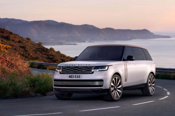 Range Rover páté generace: přehled SUV