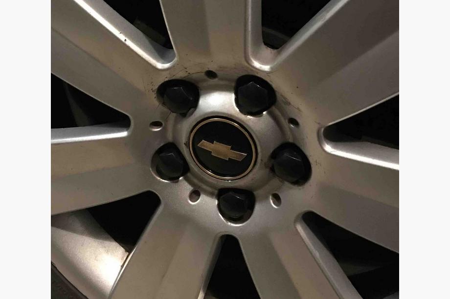 Chevrolet Středové krytky na disky 59/55 mm chv60tur (4 ks) Image
