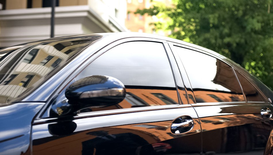 Tónování autoskel: praktické a estetické aspekty