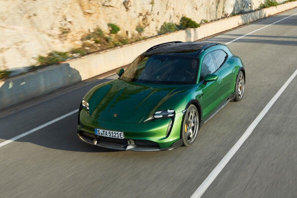 Porsche Taycan Cross Turismo: univerzální elektrický sportovní vůz
