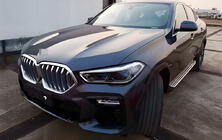 BMW X6 G06 2019–2027 Boční nášlapy OEM (2 ks) fotografie 3