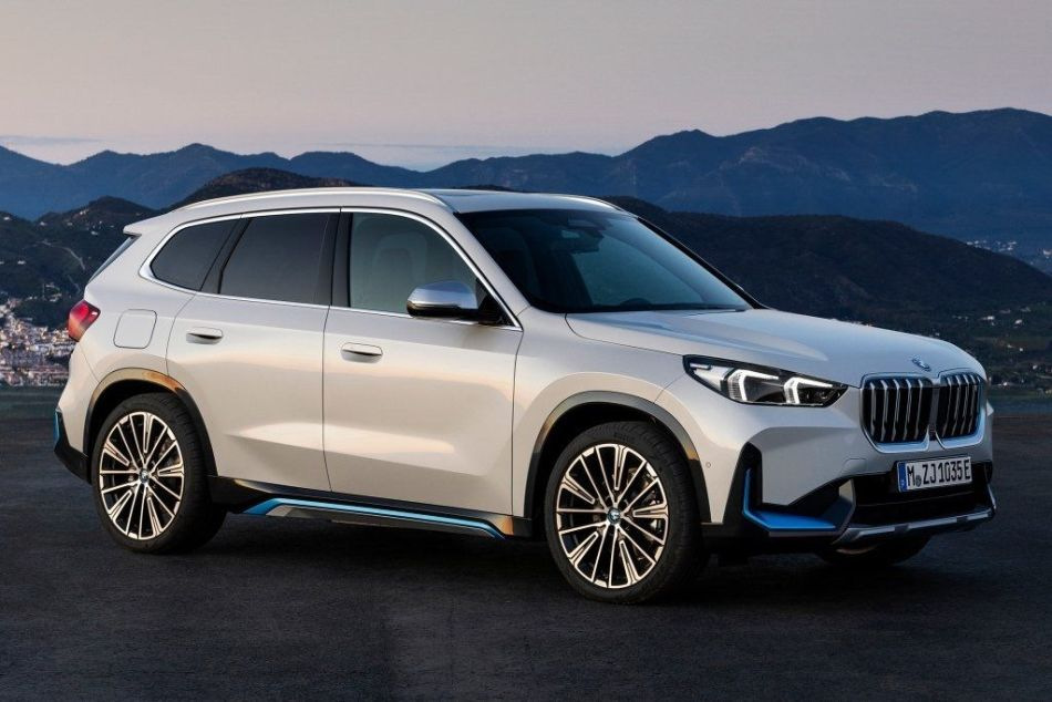 Recenze kompaktního elektrického crossoveru BMW iX1
