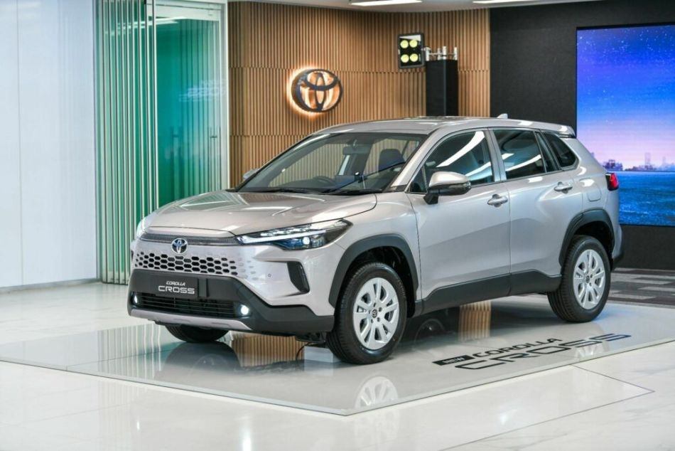Toyota Corolla Cross: modernizovaný crossover pro rok 2024