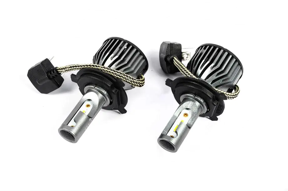 Sada LED žárovek H4 Niken Pro-series (24V) Fotografie 3