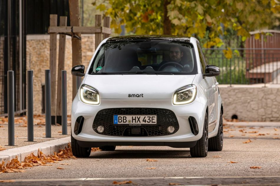 Recenze modernizovaného elektrického hatchbacku Smart EQ forfour