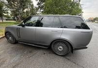 Range Rover V L460 2021– Boční prahy – originální design (pro SWB) fotografie 1