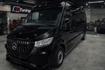 Mercedes Sprinter W907/W910 2018– Přední nárazník s mřížkou z ABS (k lakování) fotografie 2
