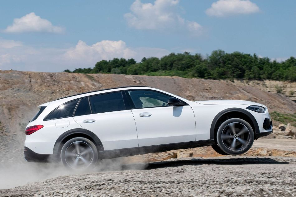 Mercedes-Benz C-Class All-Terrain: recenze zvýšeného kombi do terénu