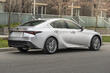 Recenze modernizovaného sedanu Lexus IS fotografie 3
