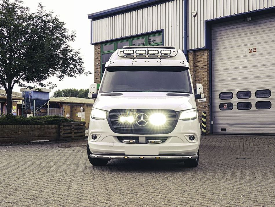 Specifika tuningu Mercedes Sprinter: užitečné doplňky