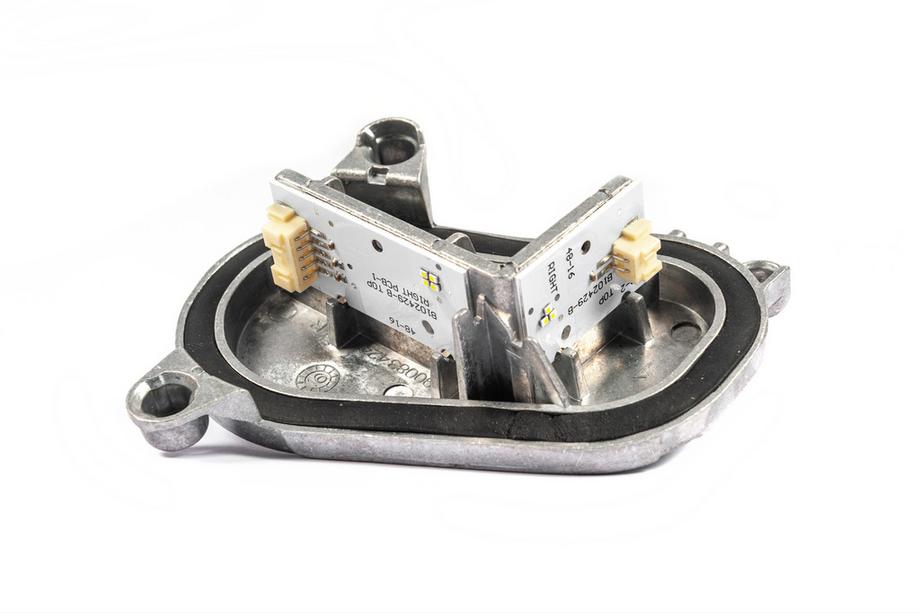 BMW řada 4 F32/F33/F36 2012–2020 LED modul do světlometu 63117493230 (1 ks, pravý) Fotografie 1