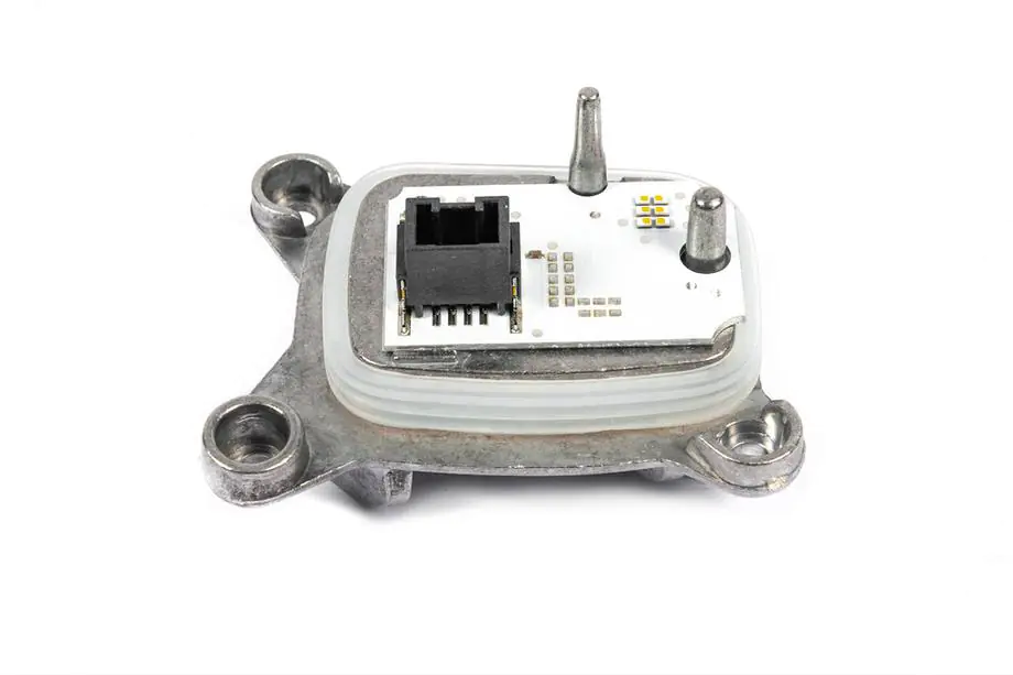 BMW řada 4 F32/F33/F36 2012–2020 LED modul do světlometu 6311793231 (1 ks, levý) Fotografie 1