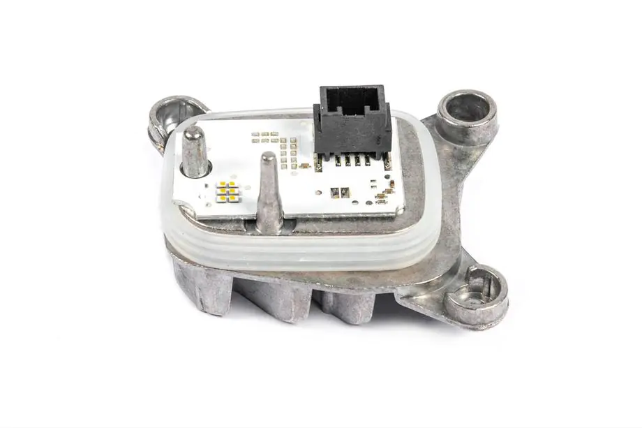 BMW řada 4 F32/F33/F36 2012–2020 LED modul do světlometu 6311793231 (1 ks, levý) Fotografie 2