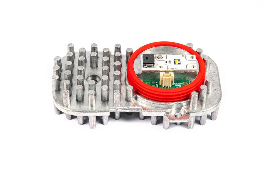 BMW X6 F16 2014–2019 LED modul do světlometu 63117263051 (modelový) (1 ks) Fotografie 1