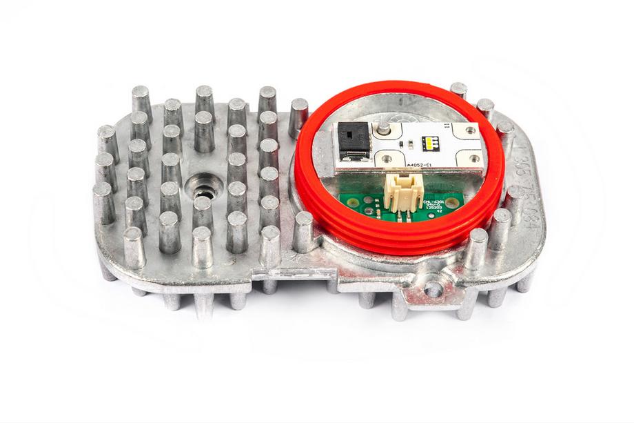 BMW řady 6 F12/F13/F06 2011–2018 LED modul do světlometu 63117263051 (1 ks) Fotografie 1