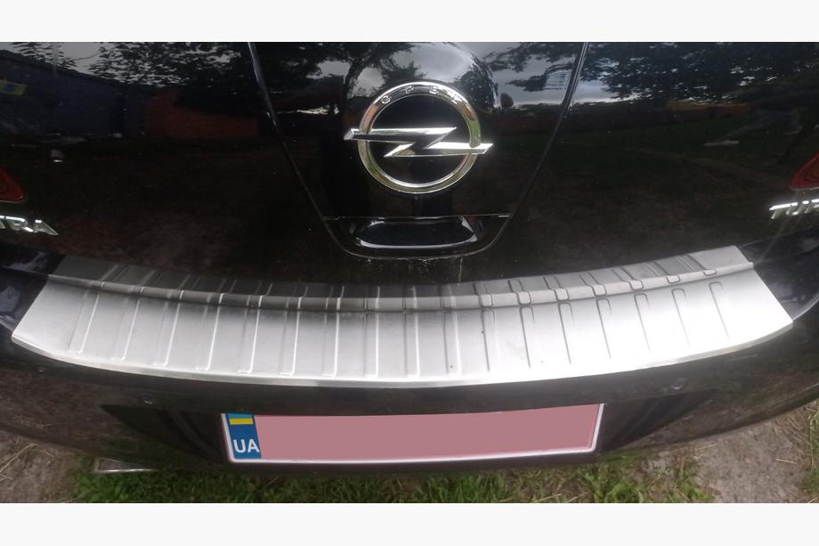 Opel Astra J 2009–2015 Nerezový kryt zadního nárazníku Carmos (HB) Image