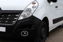 Opel Movano 2010–2021 Nerezové rámečky mlhových světel Carmos (2 ks) fotografie 3