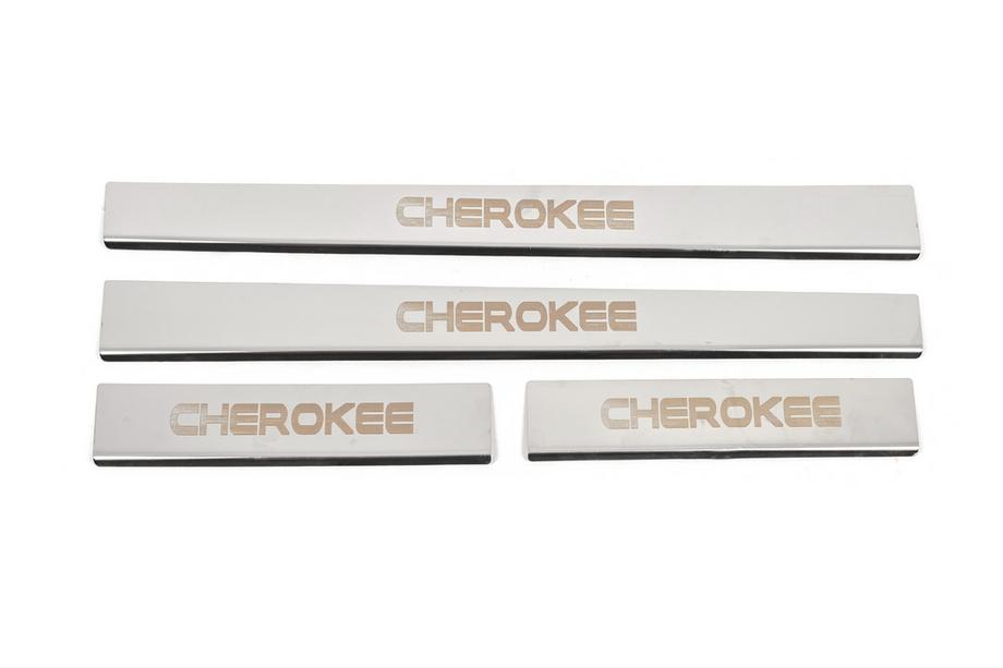 Jeep Grand Cherokee WK 2004–2010 Nerezové kryty prahů Carmos V-2 (4 ks, nerez) Image