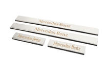 Mercedes C-class W204 2007–2015 Nerezové kryty prahů Carmos (4 ks) fotografie 2