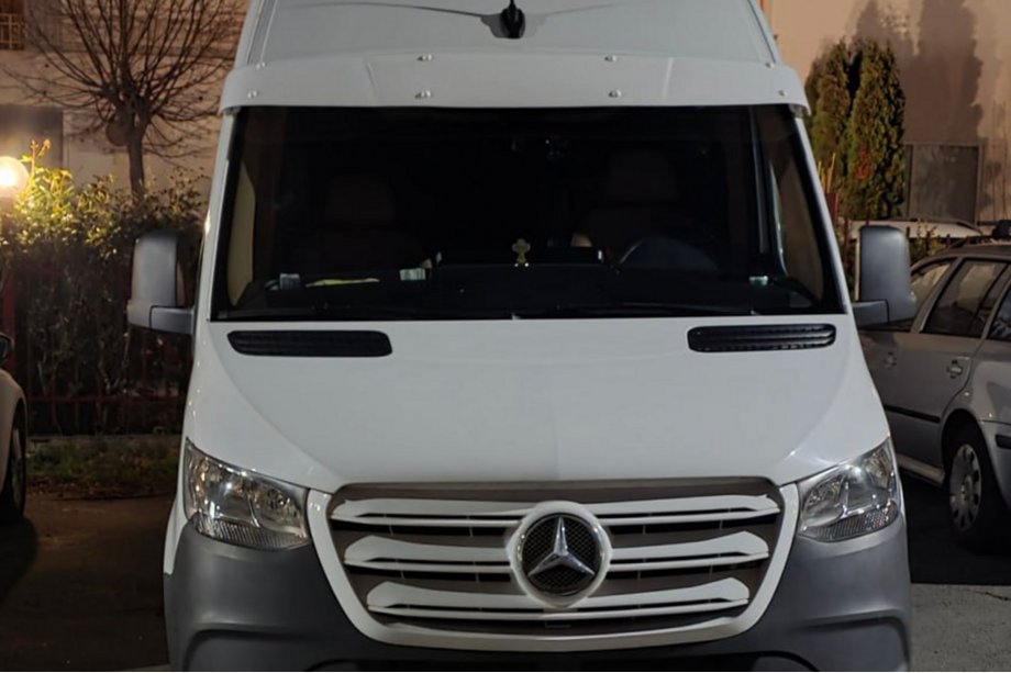 Mercedes Sprinter W907/W910 2018– Sluneční clona na čelní sklo v rámu (Bílá, 5 mm) Fotografie 4