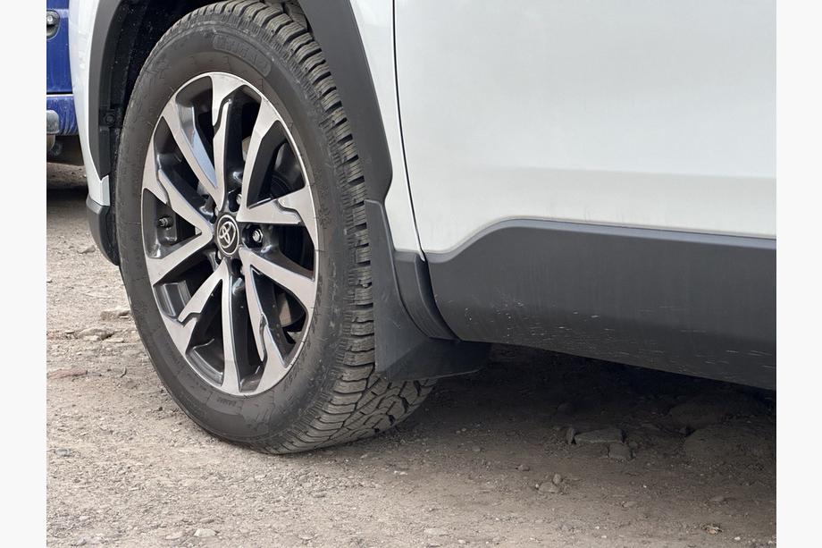 Toyota Corolla Cross 2020– Zástěrky Premium (4 ks) Image