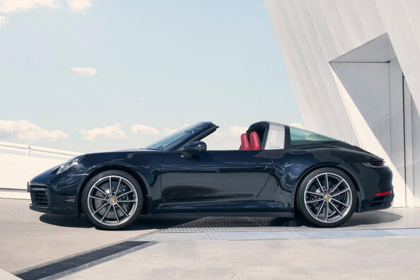 Recenze roadsteru Porsche 911 Targa