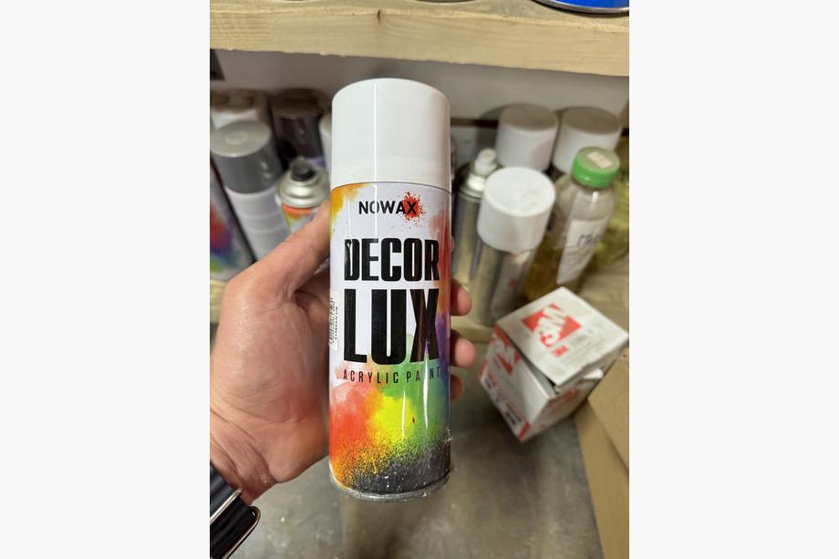 Sprejová barva černá 400 ml (Novatex) Image