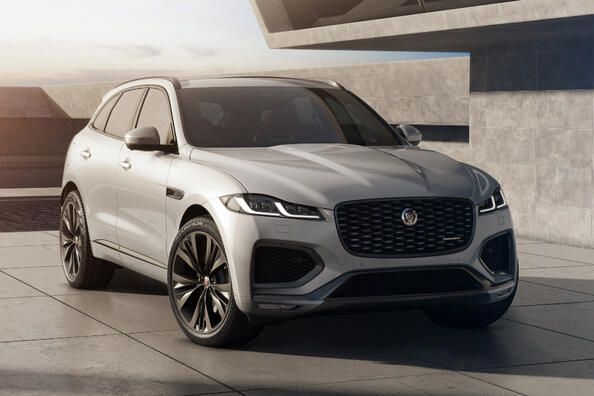 Modernizovaný Jaguar F-Pace: přehled britského crossoveru