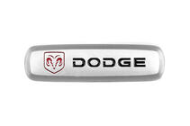 Dodge Hliníkový štítek na autokoberce (1 ks) fotografie 2