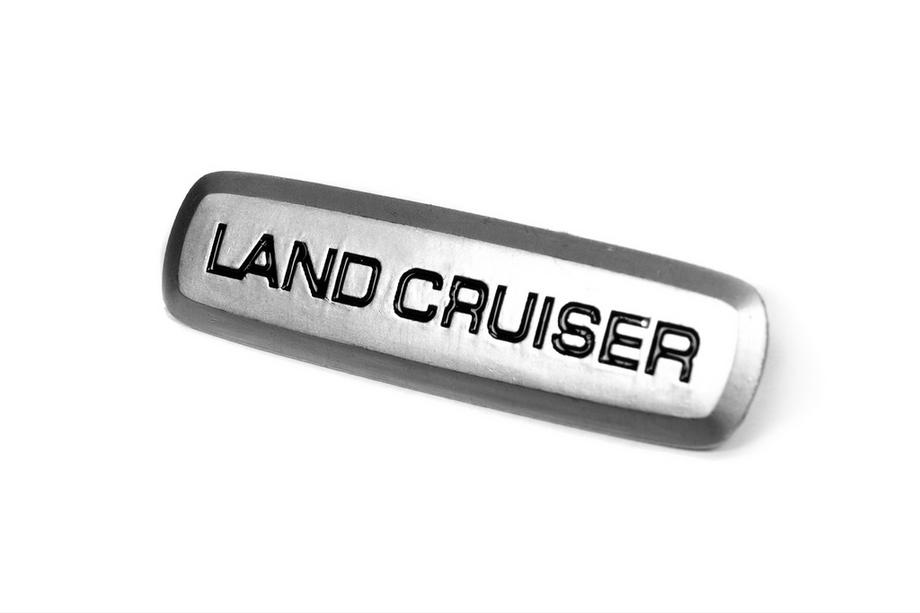 Toyota Land Cruiser hliníkový emblém na autokoberce (1 ks) Fotografie 2