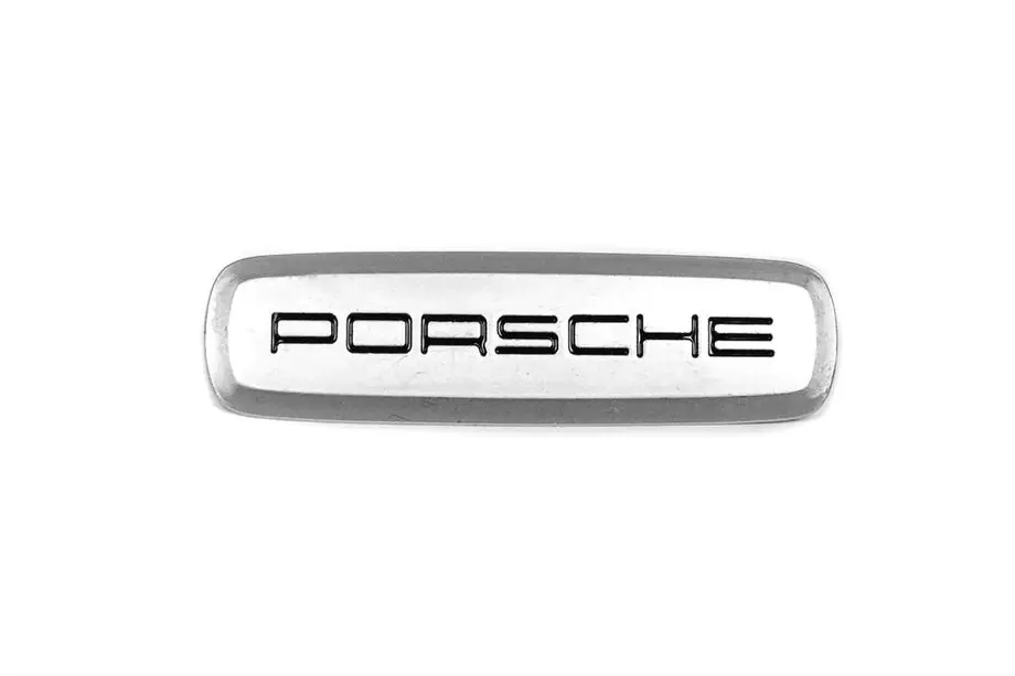 Porsche Hliníkový štítek na autokoberce (1 ks) Image