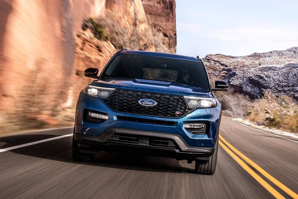 Ford Explorer ST: recenze sportovně laděného crossoveru