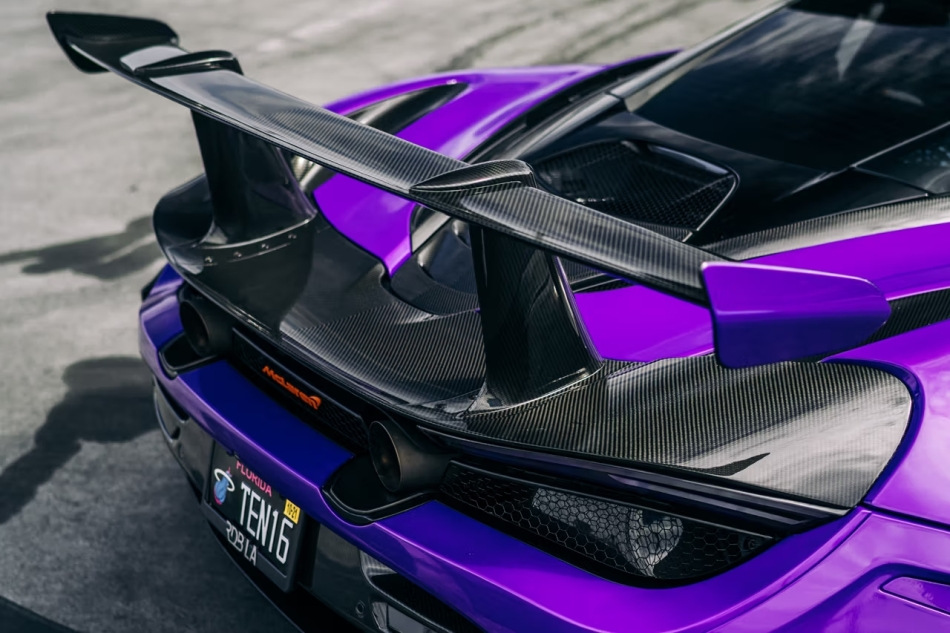 K čemu slouží karbon v automobilovém tuningu